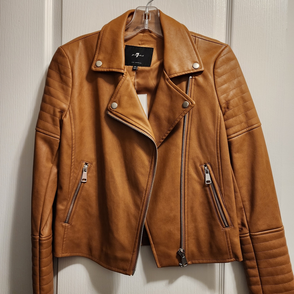 Stylish Tan Leather Moto Jacket